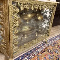 ویترین برنز