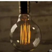 لامپ ادیسون همراه با سر پیچ فلزی