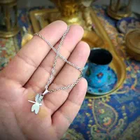 زنجیر و پلاک گردنی استیل زنانه طرح سنجاقک