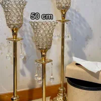 شمعدان کنار سالنی