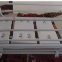 تخت بیمار سه شکن دستی