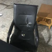میز کامیپوتر صندلی و میز وسط