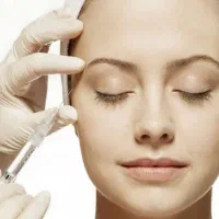 چهره‌ی رویاییت رو در کلینیک دکتر عاشوری بساز-خمام