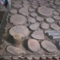 میز نها ر خوری کاملا سالم با دوتا صندلی
