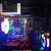 کیس کامپیوتر خانگی (تمیز)