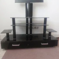 میز تلویزیون شیشه ای