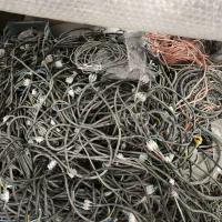 همه نوع ضایعات سیم برق و کابل و...کارتون آلمینیوم