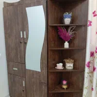کمد لباسی ، میز آرایش و تحریر