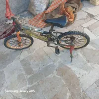 چرخ  ۱۶
