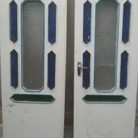 فروش دوتا درب چوبی همراه با قفل