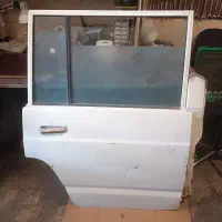 درب راست عقب شاگرد عقب پاترول
