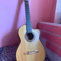 گیتار یاماها