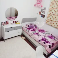 تخت/سرویسخواب یک و نیم نفره مدل BARLY / ماکان چوب