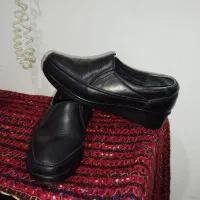 کفش با چرم نو