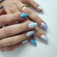 خدمات کاشت ناخن و آموزش حرفه ای خیابان راهنمایی