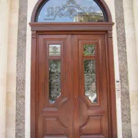 تولیدونصب‌انواع مصنوعات‌چوبی،کمد،درب، و‌کابینت