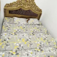 تخت دو نفره