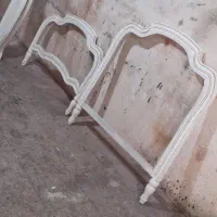 تخت نوجوان
