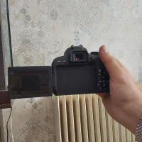 دوربین canon 800d