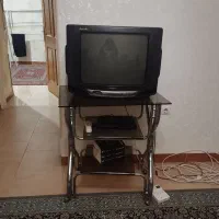 تلوزیون و تخت