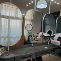 وسایل سالن ارایشی