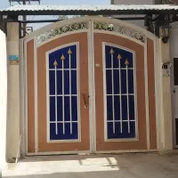 درب حیاط دو لنگه