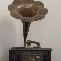 گراموفور  کاملا نو و تمیز