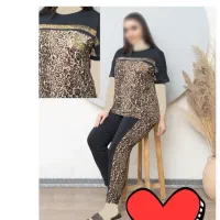 لباس|لباس|شیراز, گل سرخ|دیوار