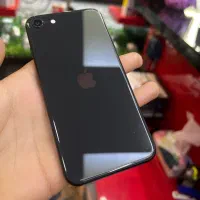 Iphone se2020 بدون تعویضی