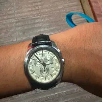 ساعت تیسوت اصل سوسیس و یک عدد ساعت رادو