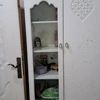 تخت کودک و کمد لباس