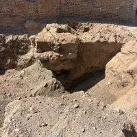 زمین ۵۵۰متری