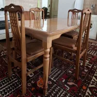 میز ناهارخوری و صندلی