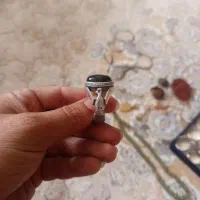 حدود 250 گرم نقره