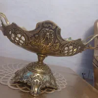 تعدادی وسایل دکوری برنز