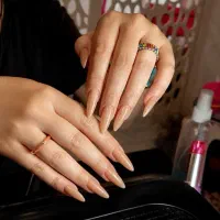 کاشت ناخن و ترمیم ناخن / آموزش کاشت ناخن