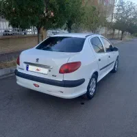 پژو۲۰۶ v8مدل ۹۳