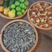 به قیمت یه بسته شکلات جنس نو ببر