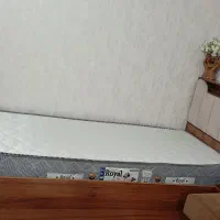 تخت خواب یک نفره