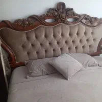 تخت دونفره ۱۸۰