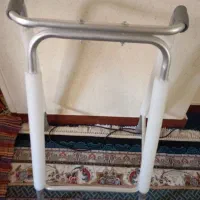 واکر آلومینیومی نو نو. پایه ها قبل تنظیم ارتفاع