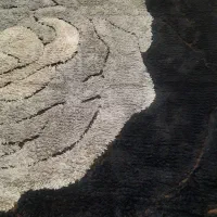 فرش شش ۶ متری کاملا سالم طوسی مشکی