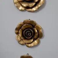دیوار کوب تزئینی