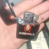 دو عدد فندک