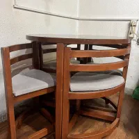 میز ناهارخوری کم جا