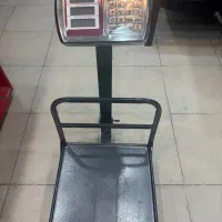 ترازو ۲۰۰ کیلو