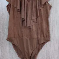لباس زیر دگمه دار