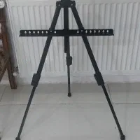 سه پایه نقاشی سالم وتمیز