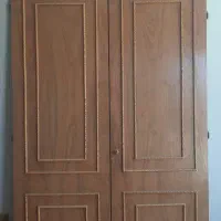 در کمد و در اتاق