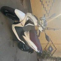 لاکی ۱۸۰ اسکوتر